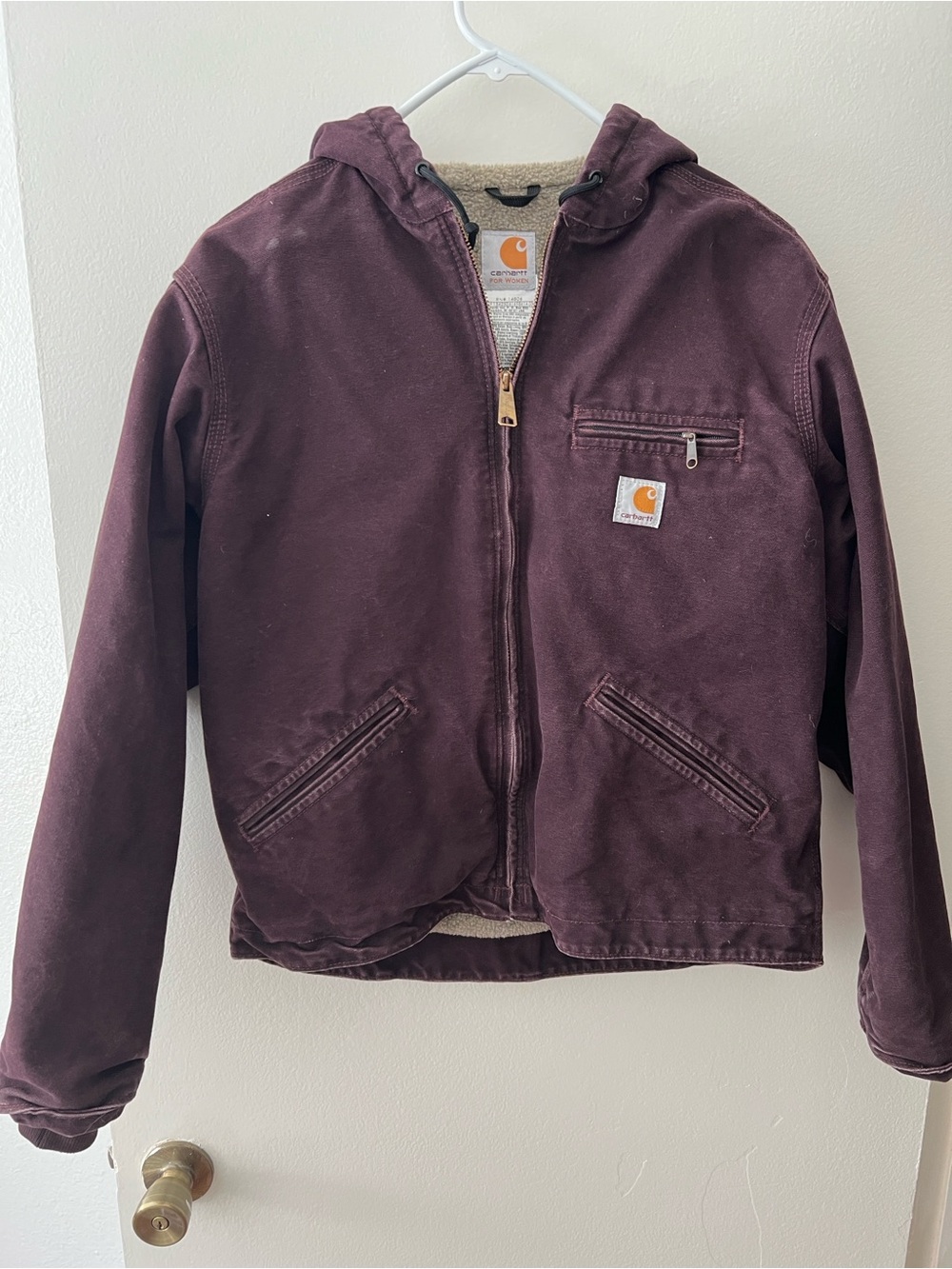 Carhartt Women’s Hooded Jacket in Burgundy